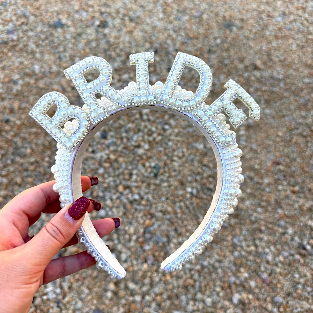 Gorgeous BRIDE pearl headband